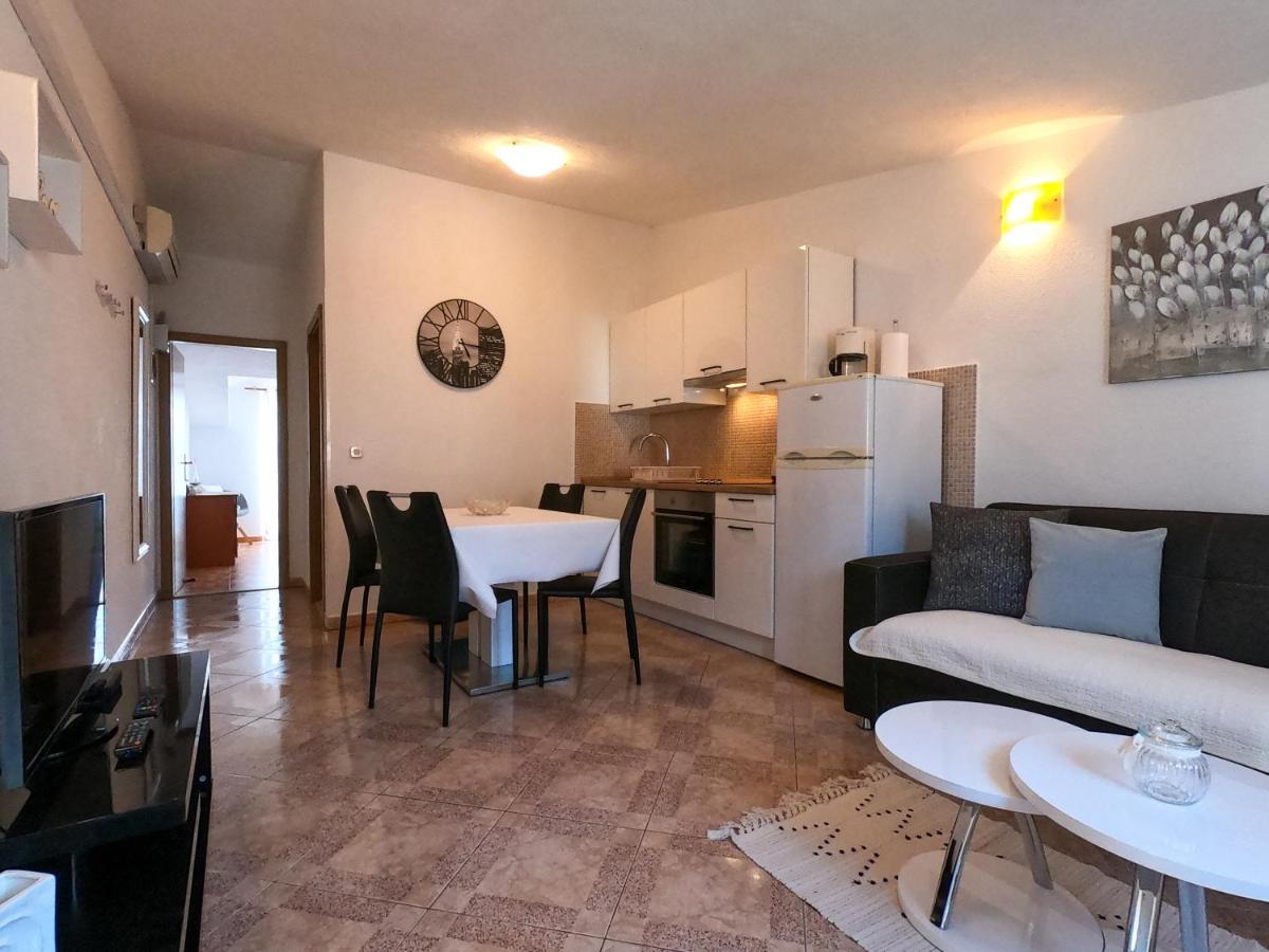 Apartments Ivka Bol Kültér fotó